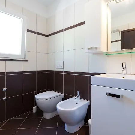 Holiday Kadore Holiday home Visnjan